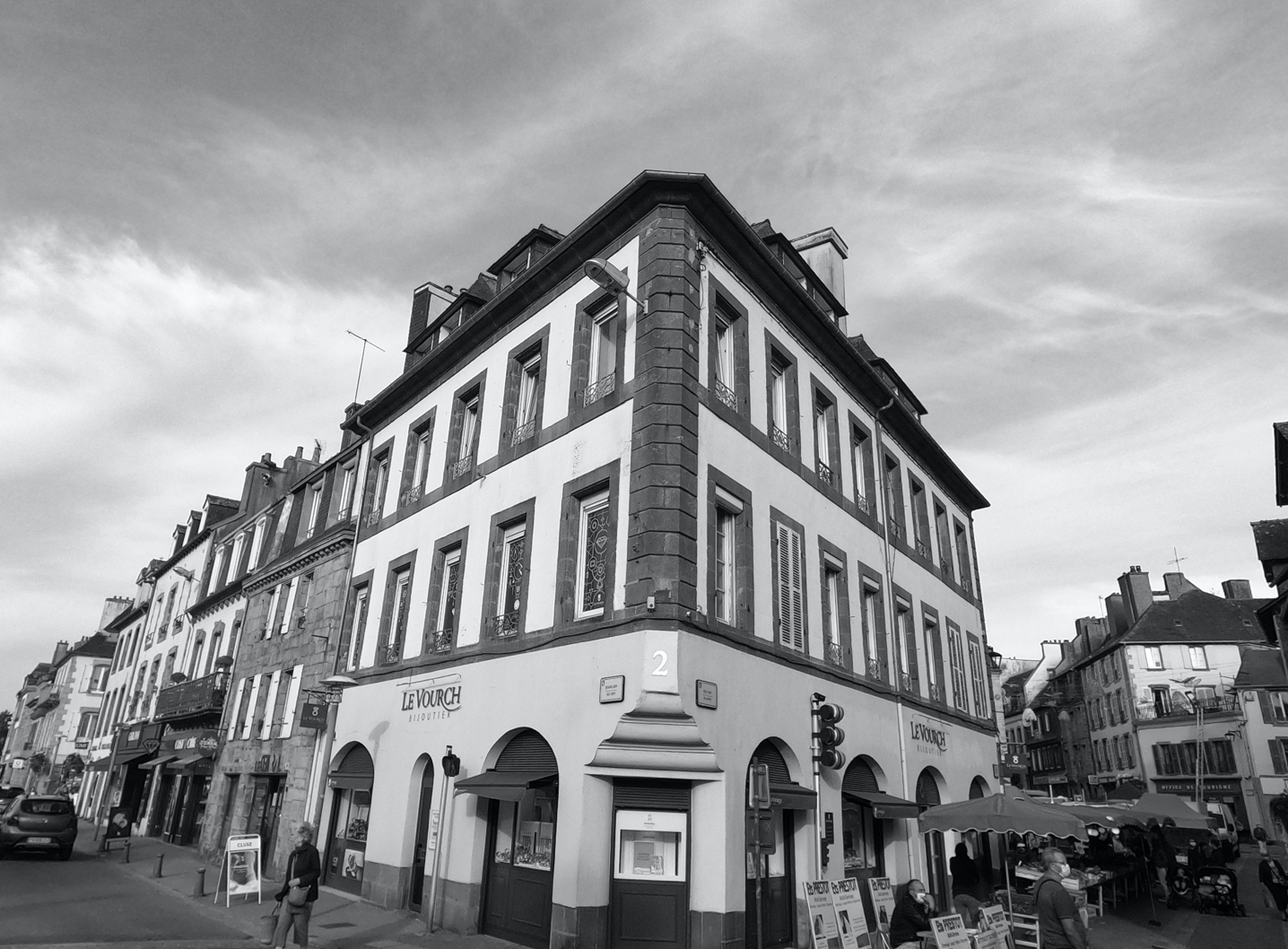 Le siège de l'agence HOME, 2 quai de Léon à Landerneau