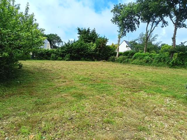 Terrain 850 m² · à Fouesnant · 850 m² · 214 000 €